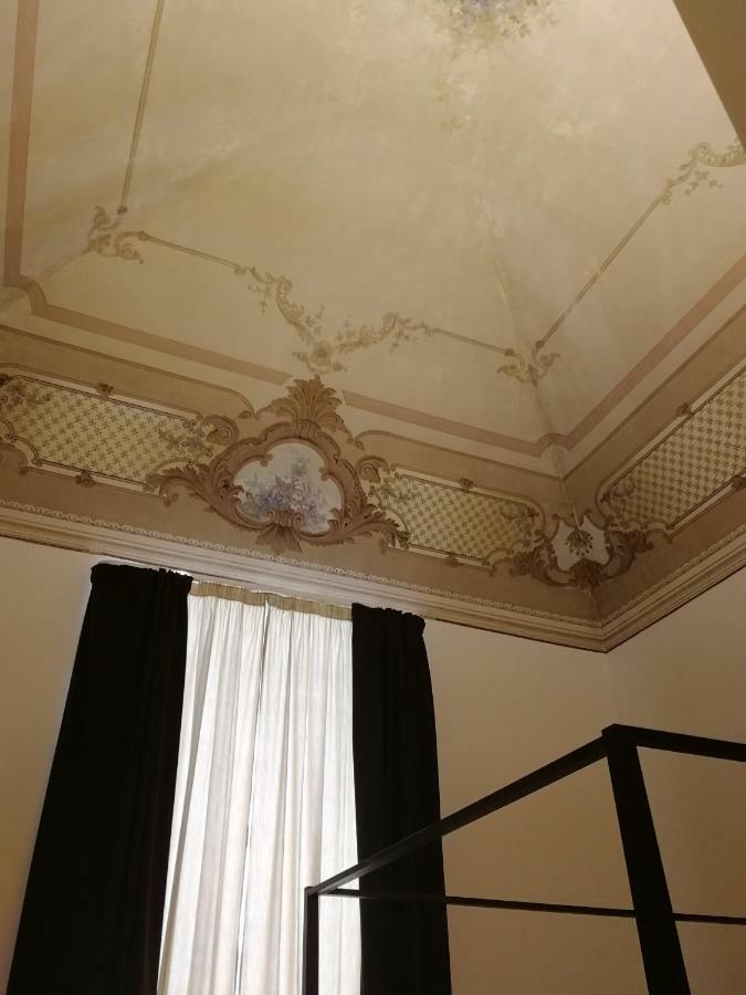 Gatto Bianco Duchessa Bed & Breakfast บารี ภายนอก รูปภาพ