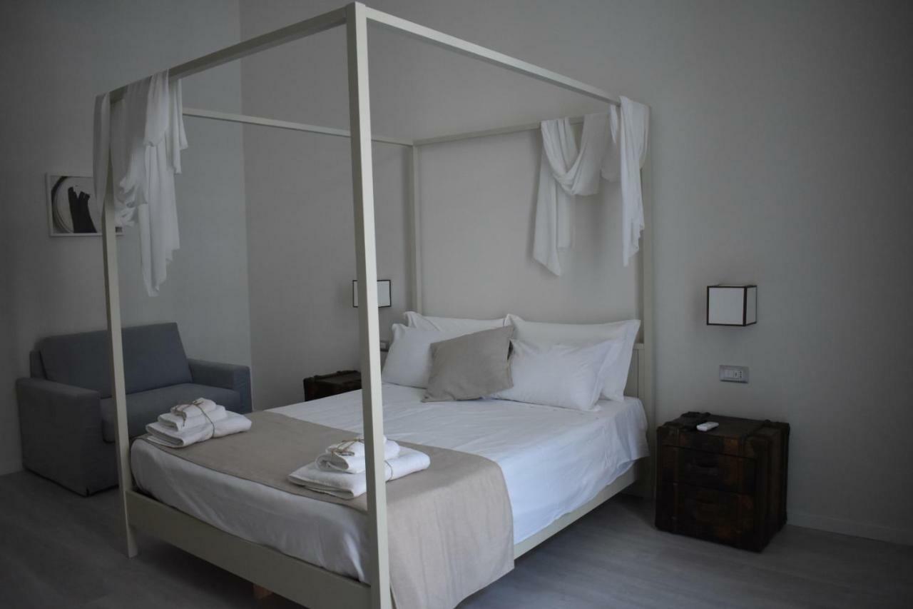 Gatto Bianco Duchessa Bed & Breakfast บารี ภายนอก รูปภาพ